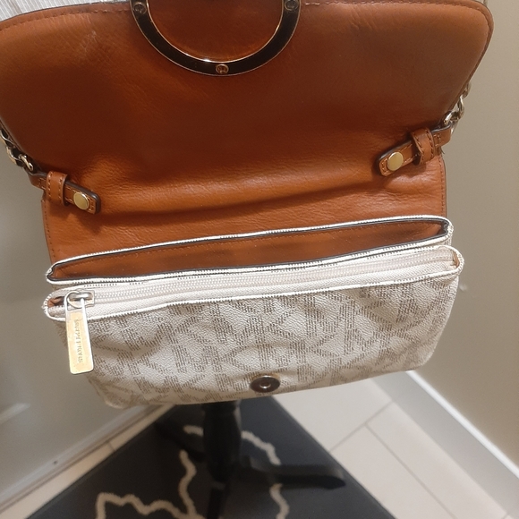 Michael kors crossbody Mk crossbody - Picture 5 of 16